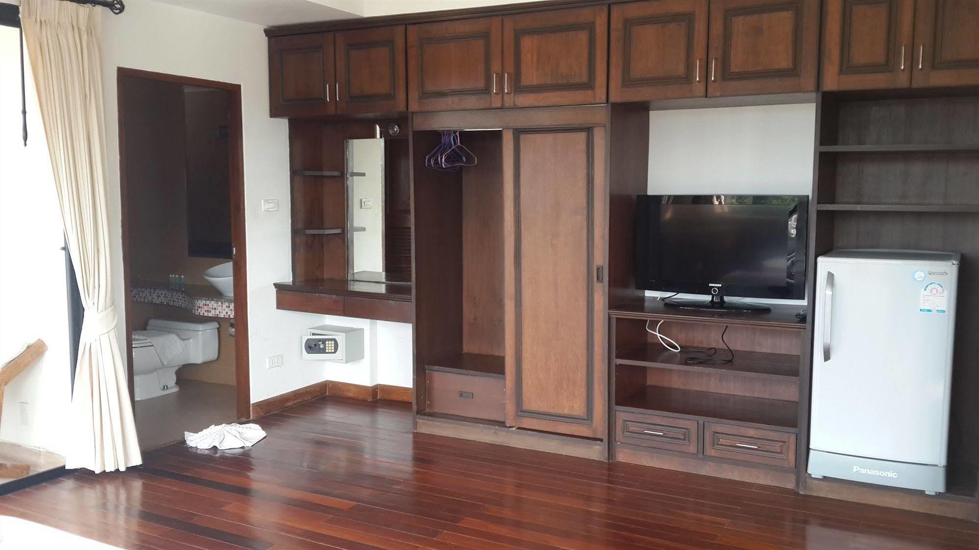 Chaweng Lakeview Condotel 苏梅岛 外观 照片