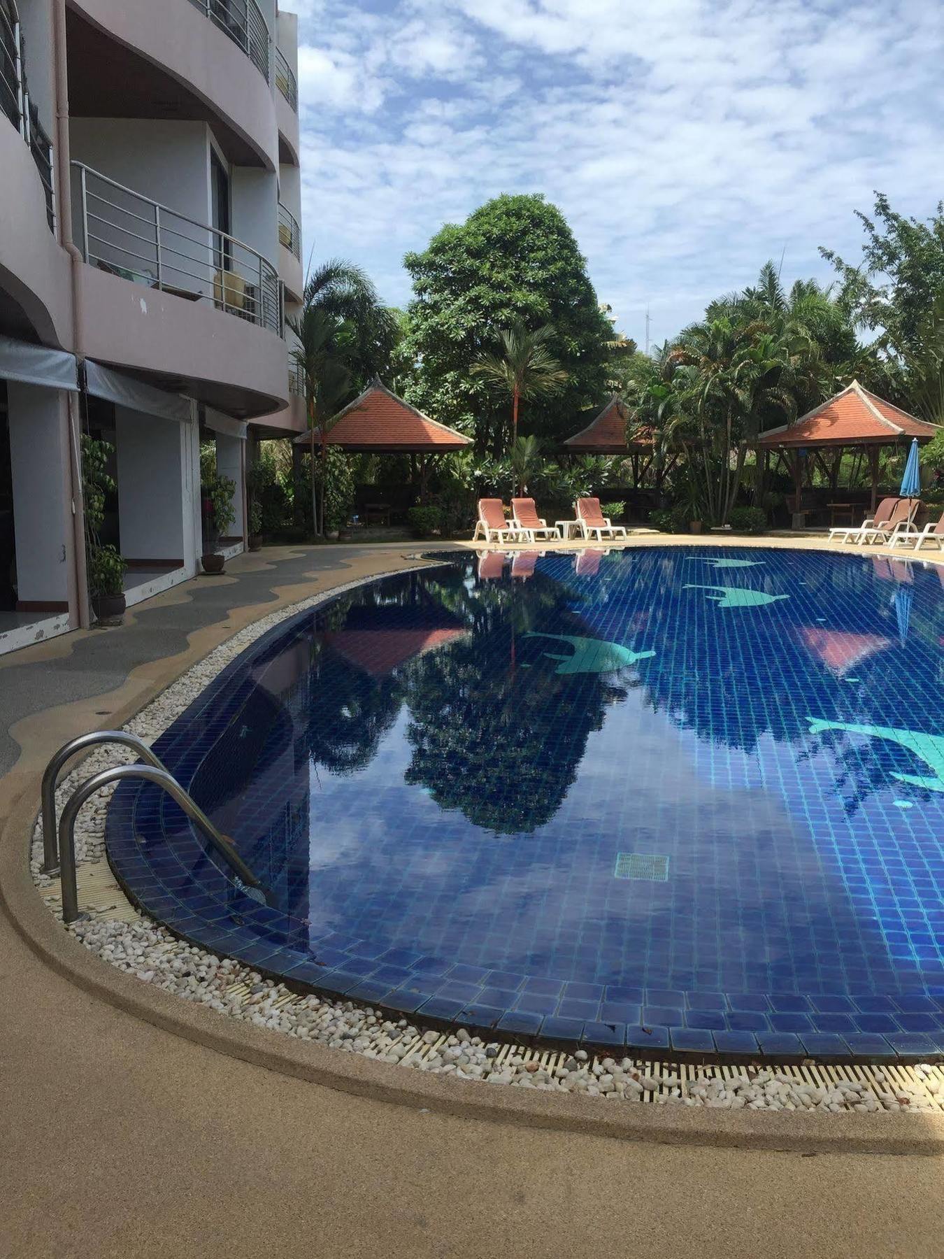 Chaweng Lakeview Condotel 苏梅岛 外观 照片